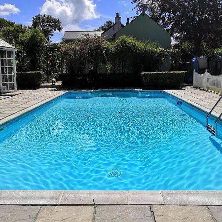 Captivating Isolde Cottage With Pool Near St Ives Camborne Kültér fotó