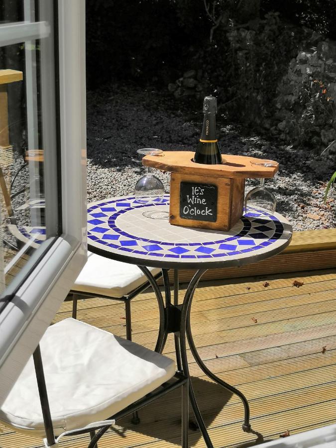 Captivating Isolde Cottage With Pool Near St Ives Camborne Kültér fotó